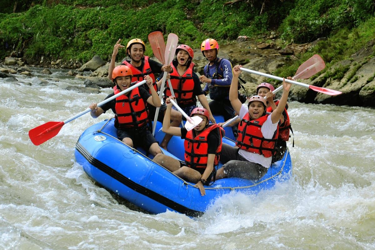 Petualangan Arung Jeram